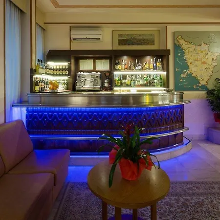 Terminus & Plaza Hotel Piza